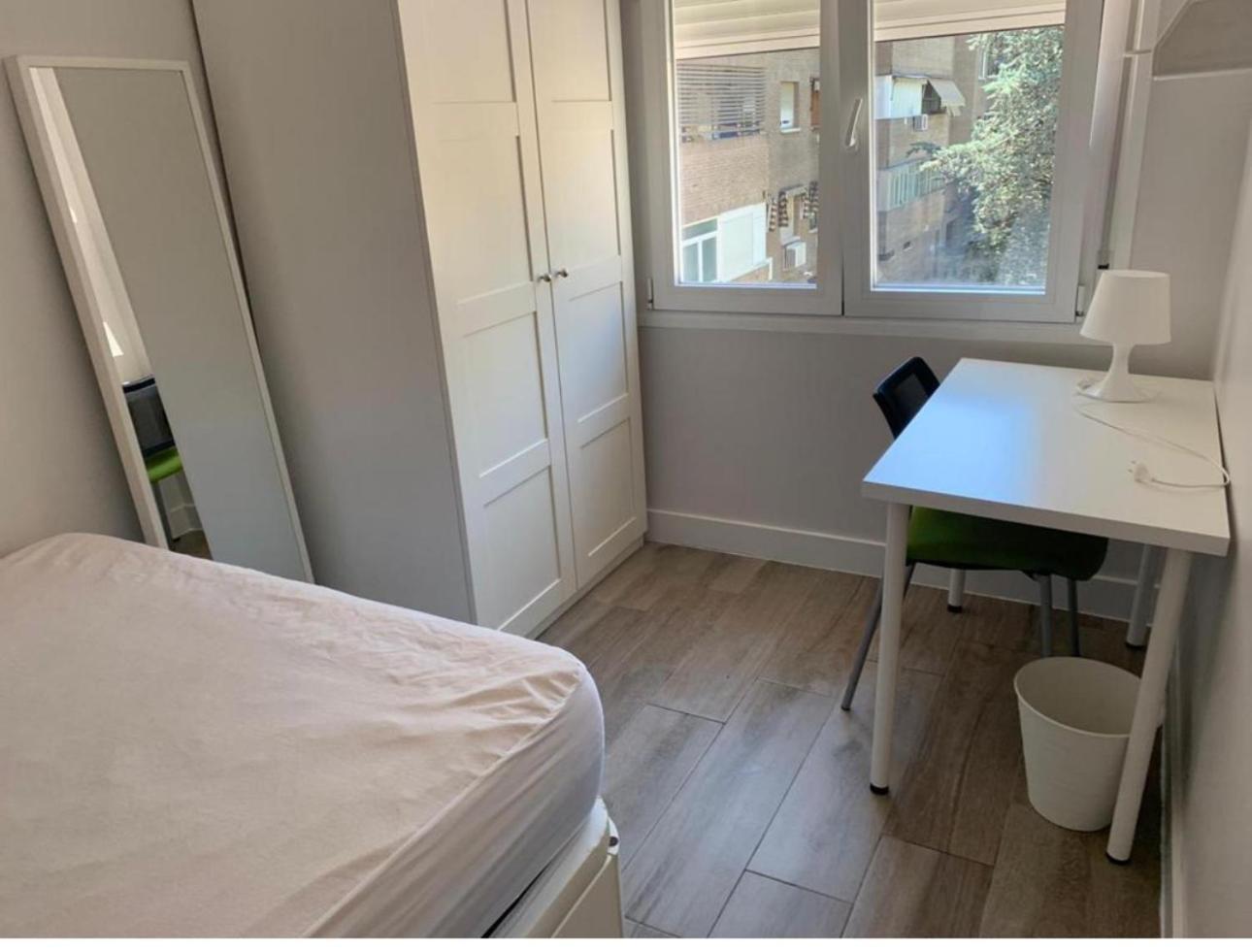 Centro Junto Ave Malaga
